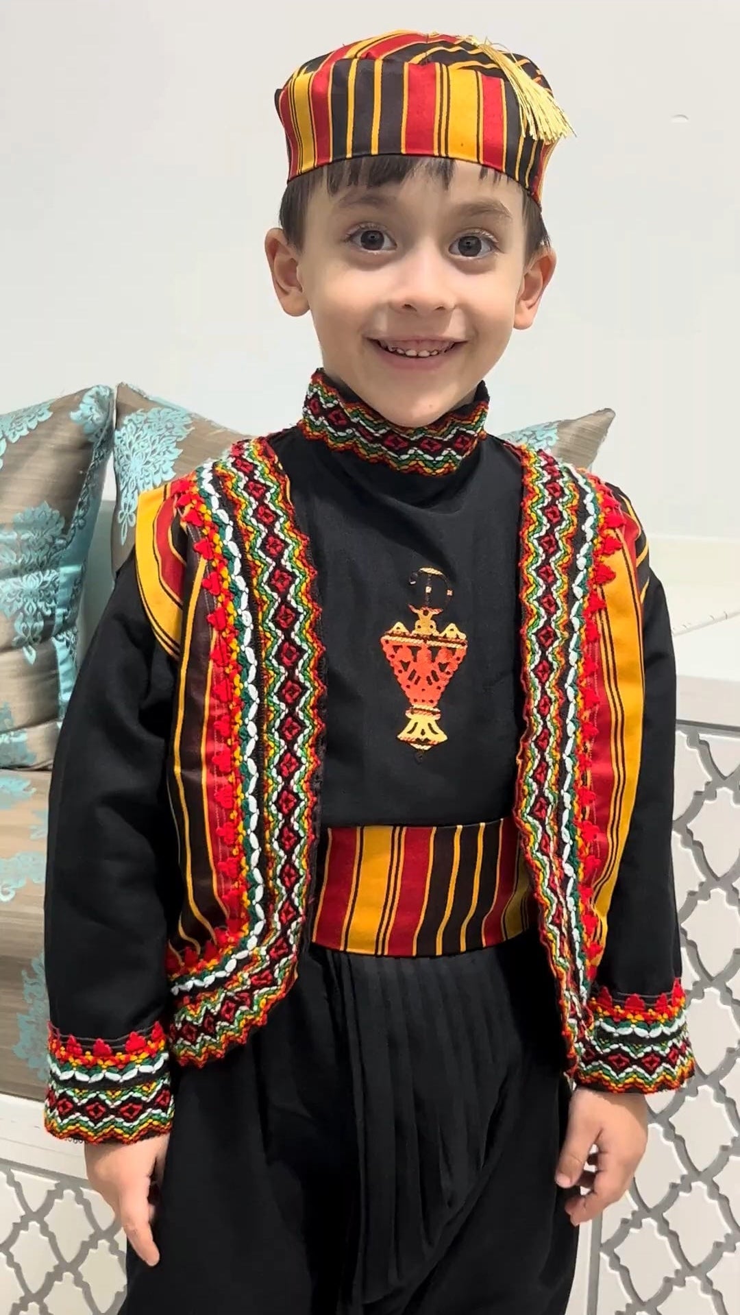 طقم 5 قطع تقليدية قبائلية  للأطفال 🐻😍 مع بابوش مجاني لكل طقم 🎁 🤝🏻❤️